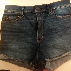 Hollister Shorts Size 7